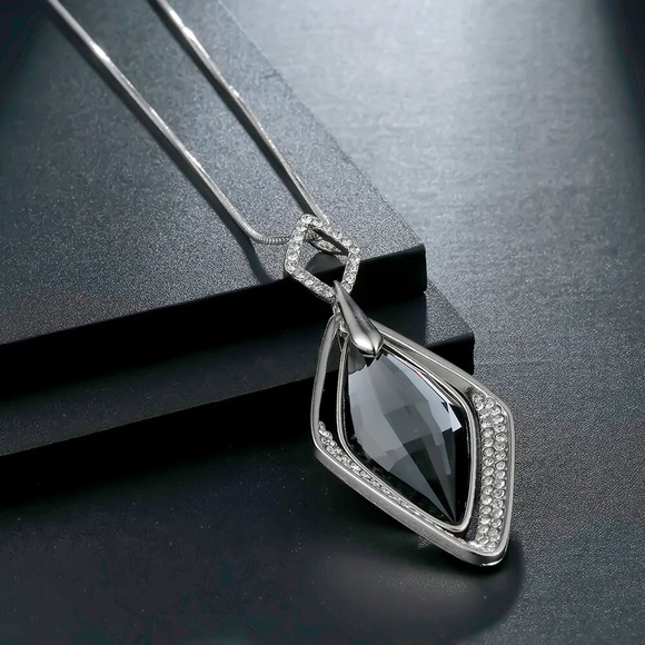 Long Black and Silver Glass Pendant Necklace - Picture 2 of 5